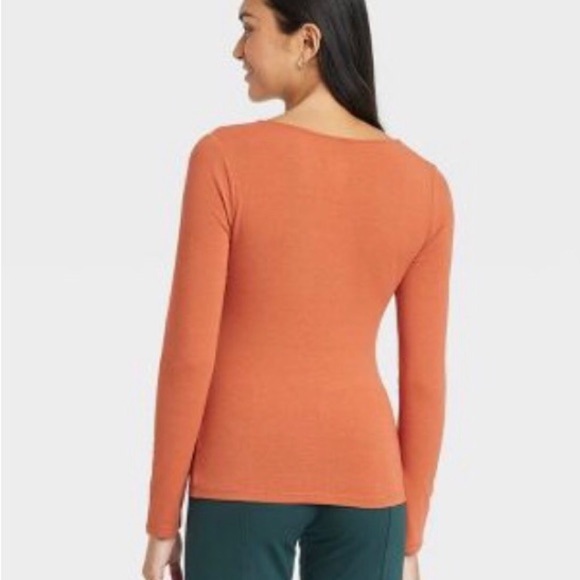 A New Day / NWT/ Women's Long Sleeve Asymmetrical Top / size M - Picture 2 of 8